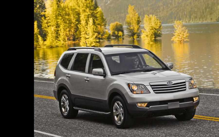  Kia Borrego 2009 года  (фото 82 из 345)